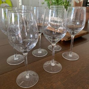 Mikasa wine glasses (7 with stem and 8 without)